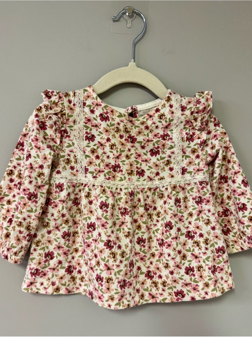 Floral Lace-Accent Long Sleeve Top - Pink